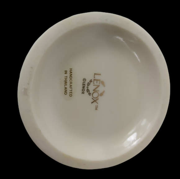 - Lenox rose ceramic vase (Z11) - Picture 5 of 6